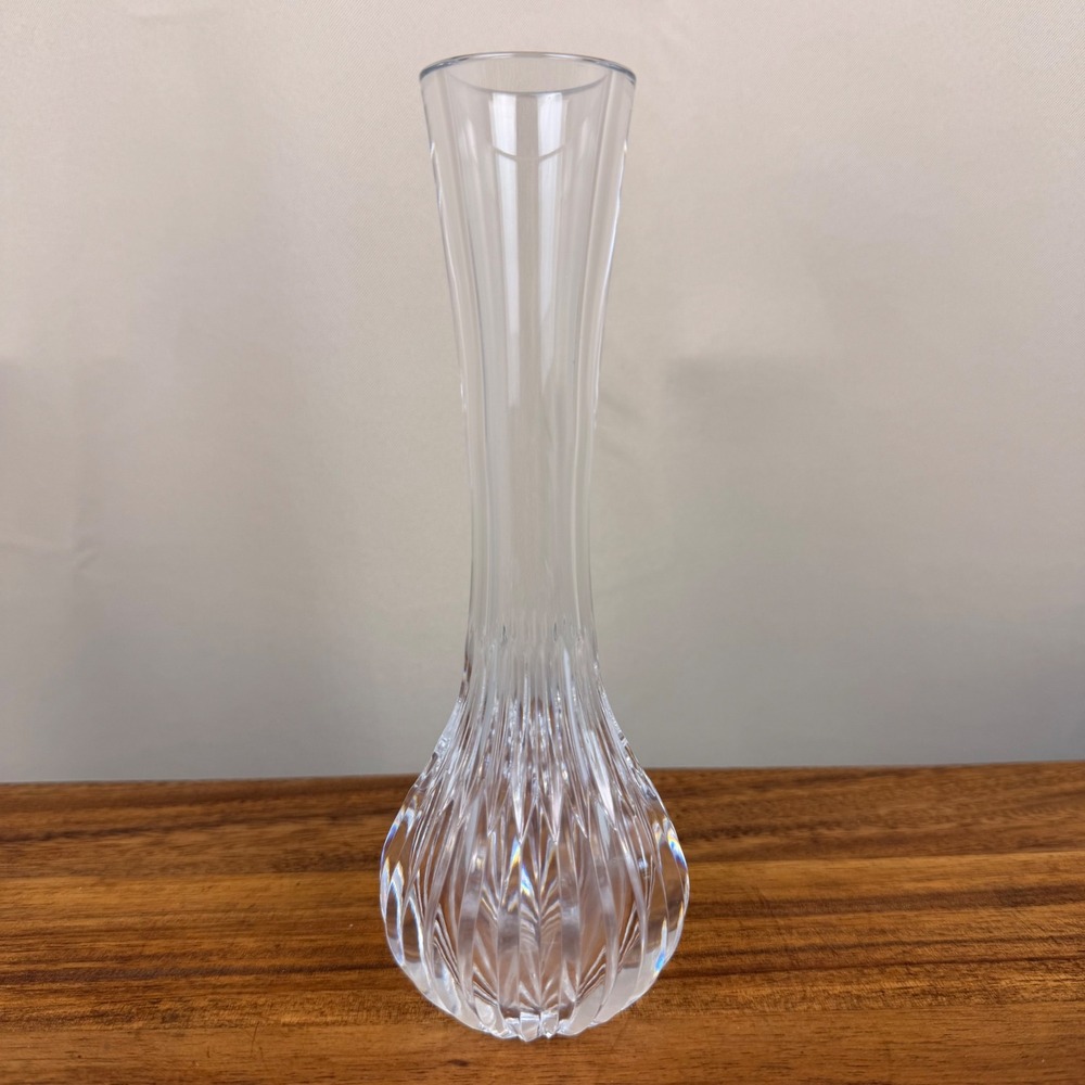Vintage Accents Clear Crystal Bud Vase 8.25 Inch Tall Diamond Cut Glass Floral
